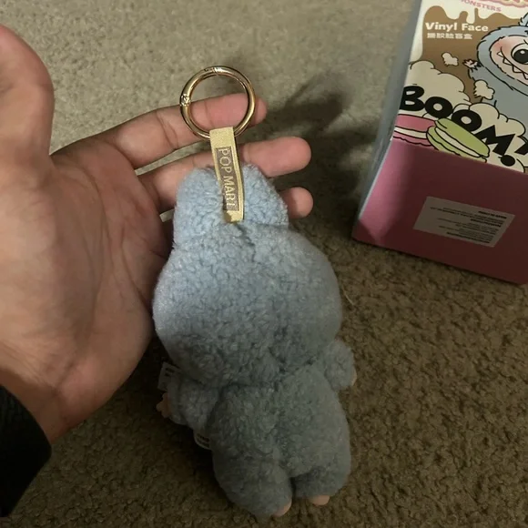 Authentic “Sea Salt Coconut” Exciting Macaron Labubu - Picture 2 of 9